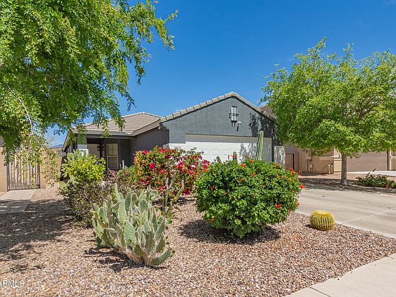 3rd image of 36782 W MONDRAGONE Lane