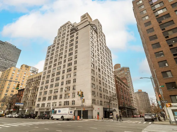 201 East 36th Street image 8 of 8