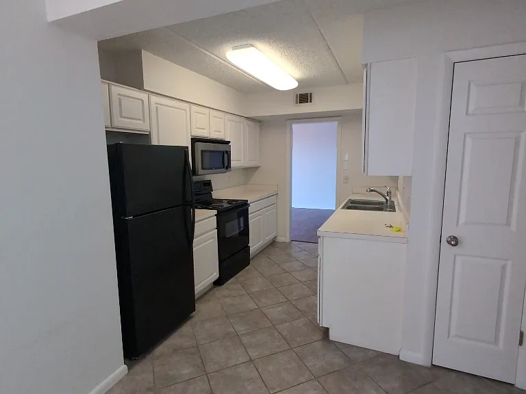 3401 Townsend Blvd — Photo 5