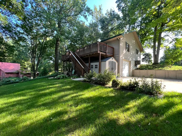 7921 Topinabee Dr, Montgomery, MI 49255