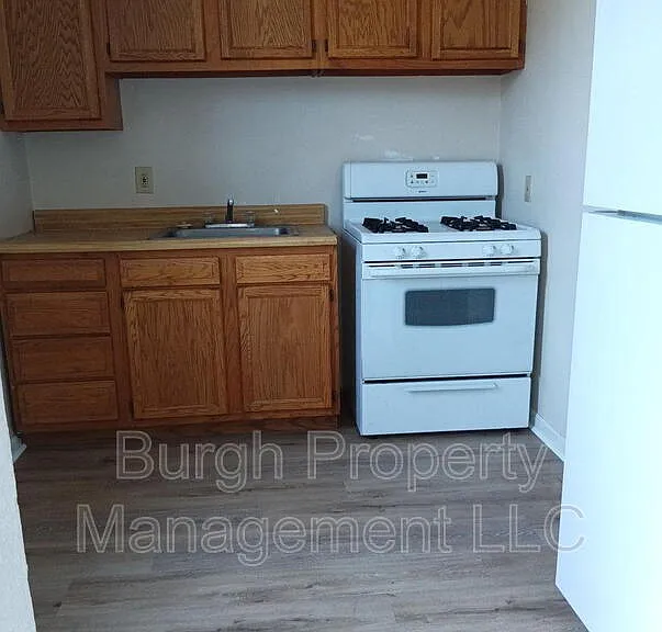 116 W 8th Ave #4B — Photo 1