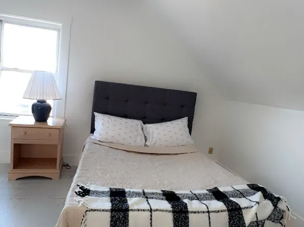 274 Pine St #3, Lewiston, ME 04240