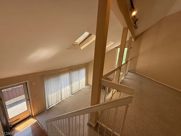 3844 Bloomingdale Dr — Photo 13
