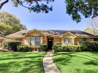 5514 Redstart St, Houston, TX 77096