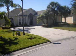 9202 Palm Island Cir, North Fort Myers, FL 33903