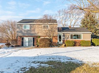 6645 Seaman Rd, Oregon, OH 43616