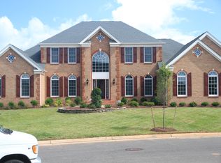 5338 Chaffins Farm Ct, Haymarket, VA