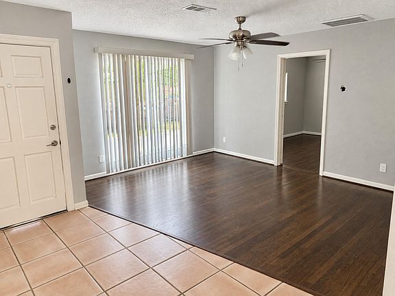 5th image of 2803 Camille St