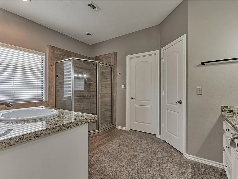 13707 Fountainview Dr — Photo 26