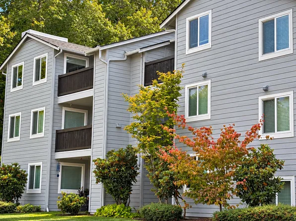 6700 NE 182nd St, Kenmore, WA