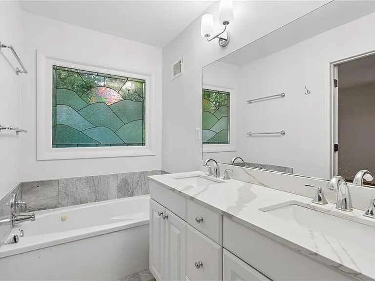 4775 Merlendale Ct NW — Photo 16