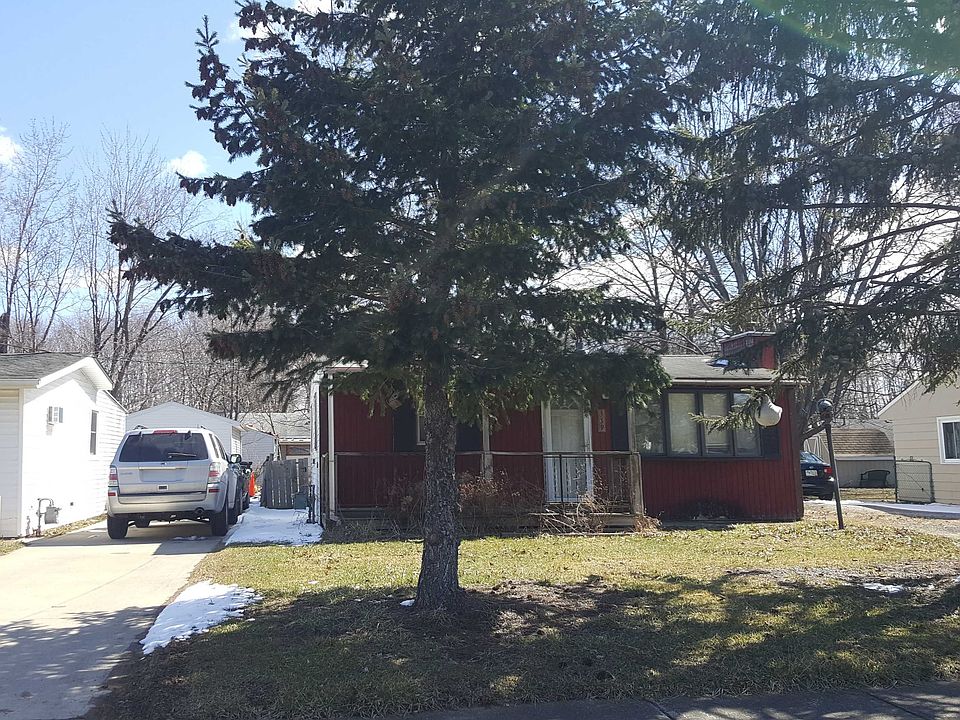 1st image of 369 Wesley Ave