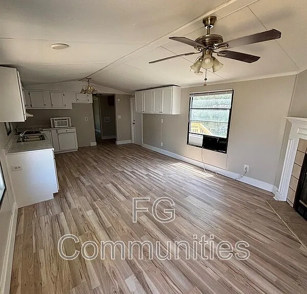 105 Mike Rd — Photo 2