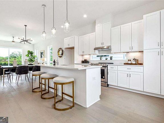 3rd image of 1641 McNaught Dr #35