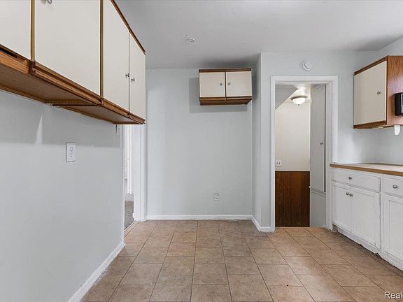 3rd image of 11430 Minock St