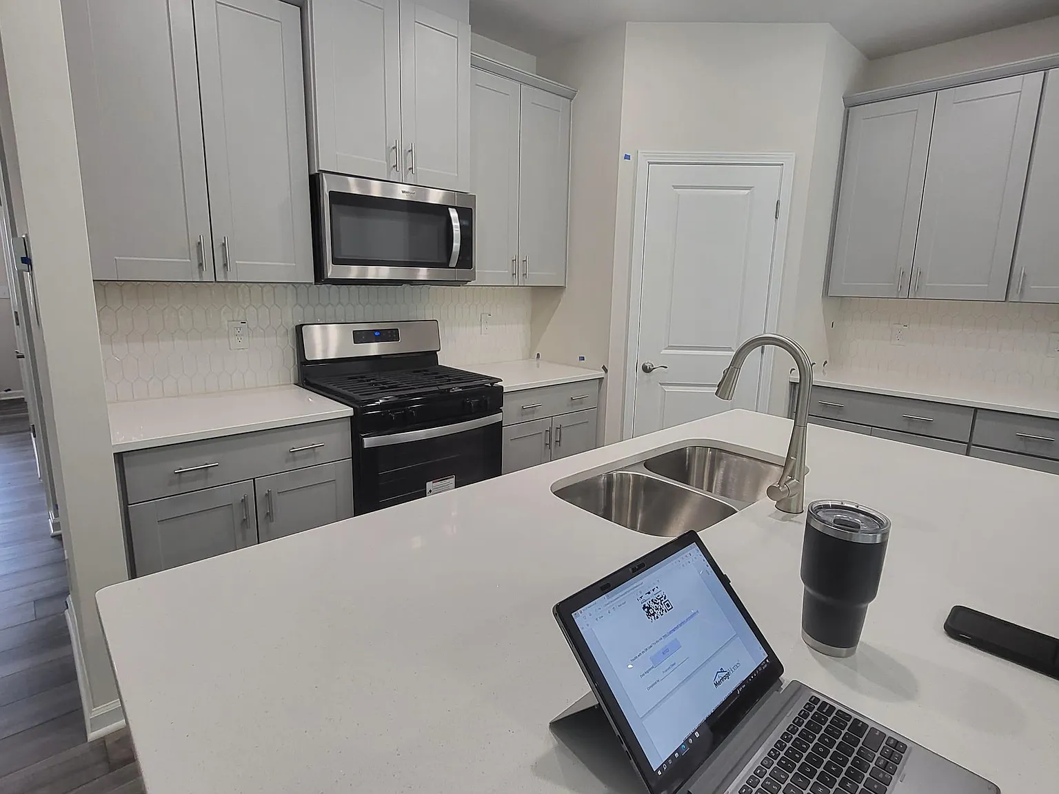 7119 Stratified Ct — Photo 4