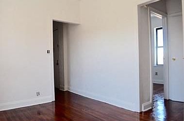 2nd image of 4835 46th St #5E