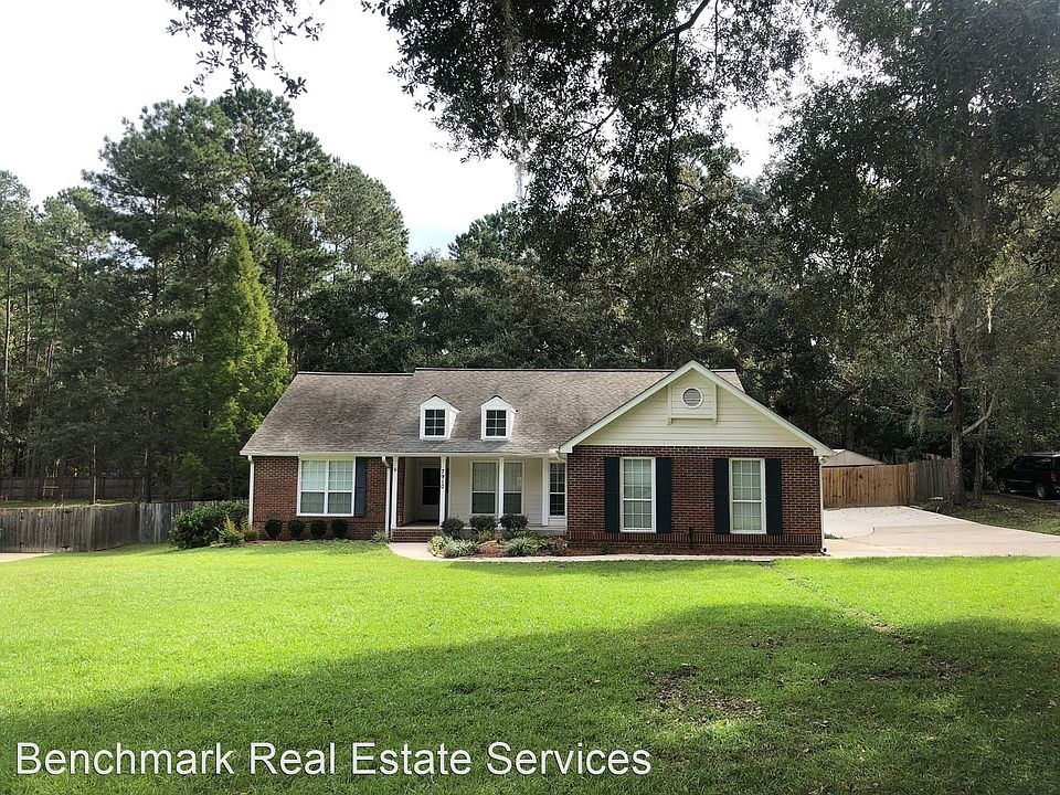 1st image of 7910 Reynolds Dr