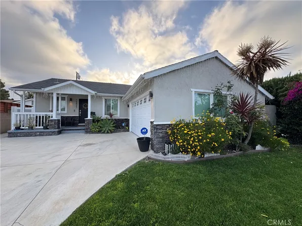 14825 Cranbrook Ave, Hawthorne, CA 90250