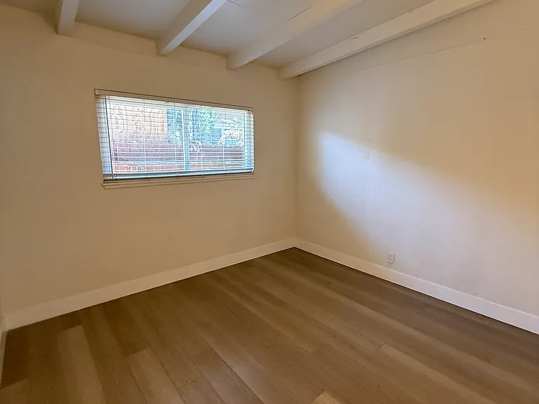38933 Rambler Ave — Photo 5