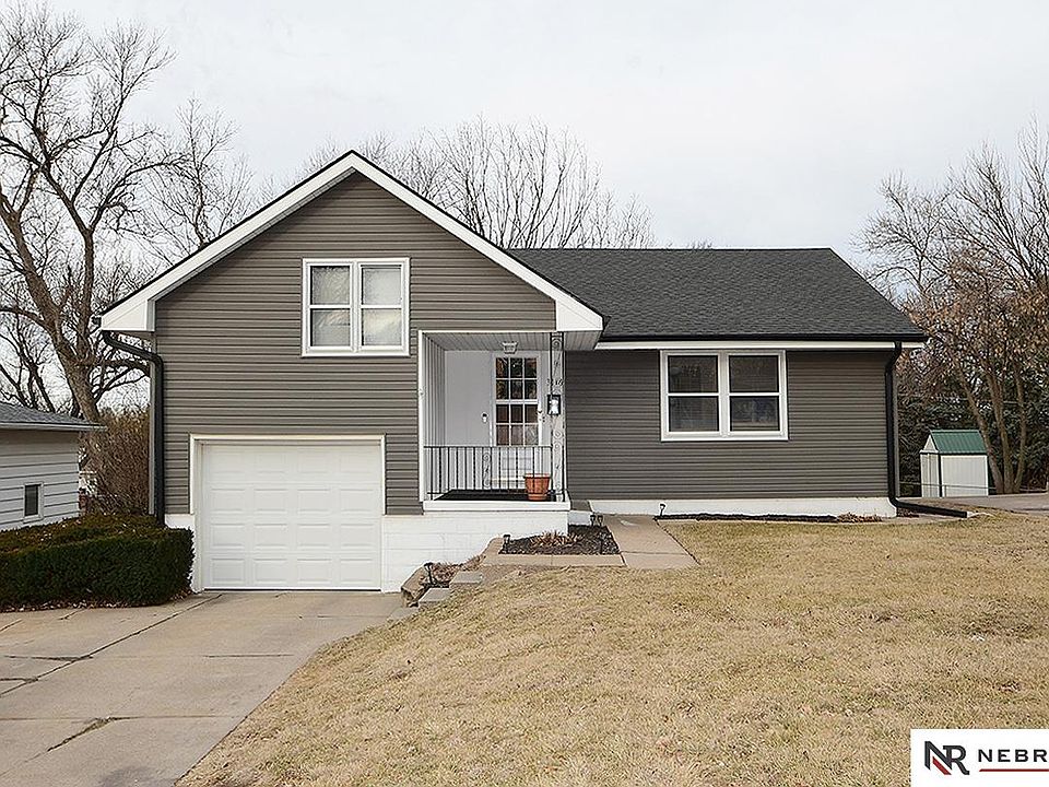 1st image of 3016 S 49th St