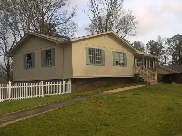 5710 Rex St, Leeds, AL 35094