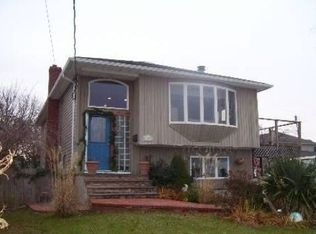 327 Bayview Ave, Massapequa, NY 11758