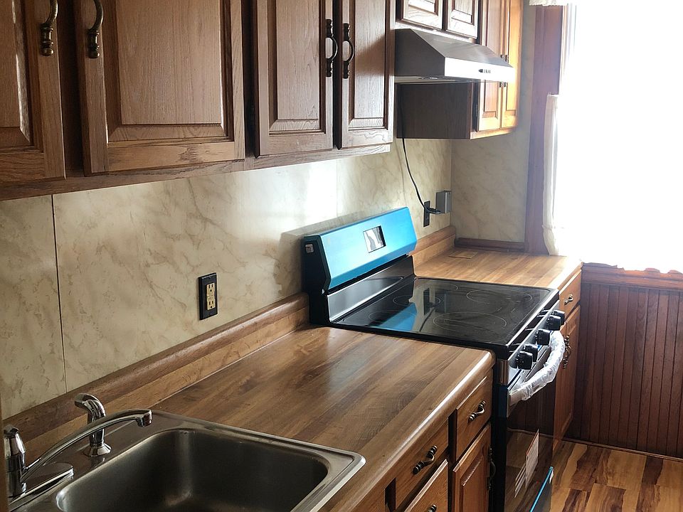 1st image of 43 Sterling St APT 2