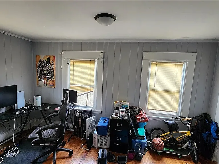32-36 Granite St #2L — Photo 4