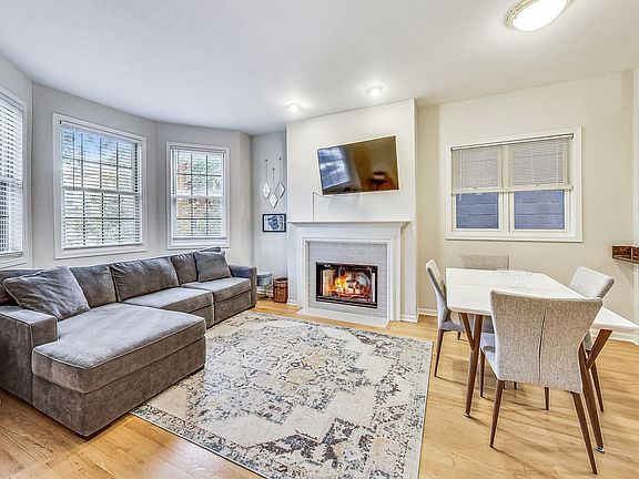 2nd image of 2850 N Damen Ave #1