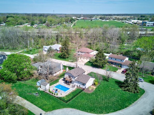 4977 Beechwood Rd, Avon, IN 46123