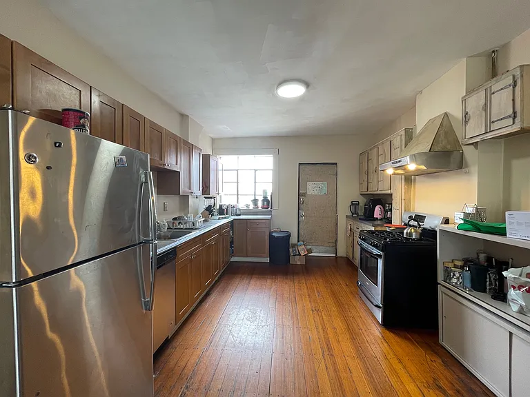 313 Cambridge St #1 — Photo 3