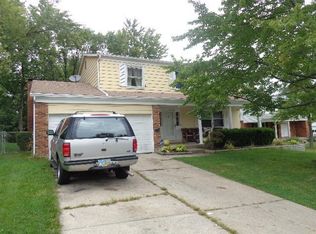 842 Summerfield Ln, Cincinnati, OH 45240