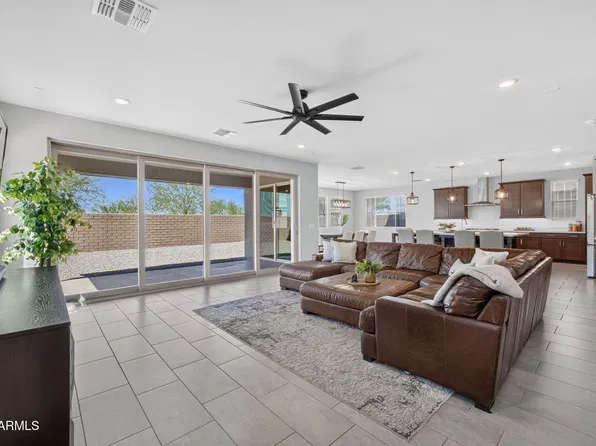 9634 E RAINBOW Avenue, Mesa, AZ 85212