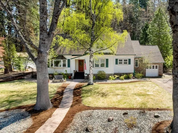 112 N Washington Dr, Mount Shasta, CA 96067