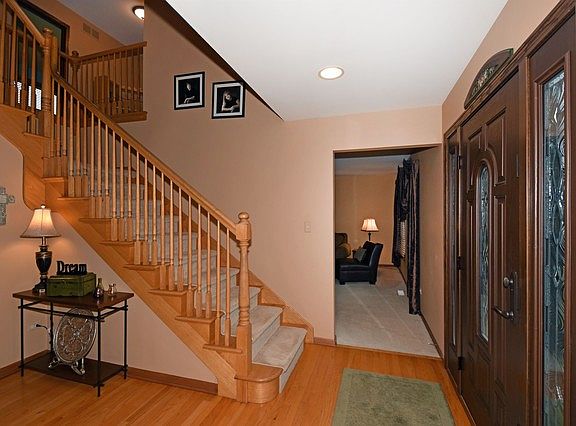 2nd image of 21998 Heritage Dr