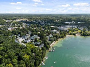 281 Victorian Village DRIVE #23, Elkhart Lake, WI