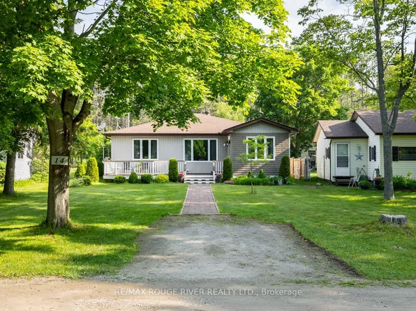 10126 Longsault Rd #14, Clarington, ON L0B 1J0