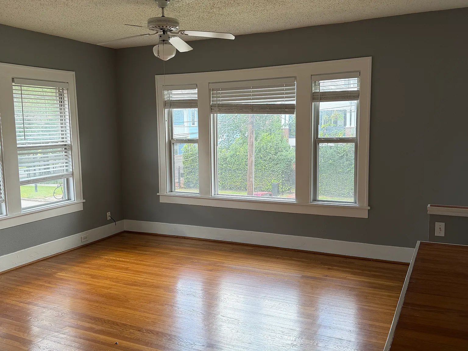 2 bed, 1300 sqft, $1,750 — Photo 3