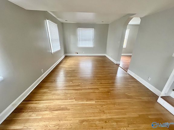 4th image of 6120 Belgrade Dr NW