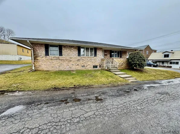 2213 Jackson Ave, Windber, PA 15963