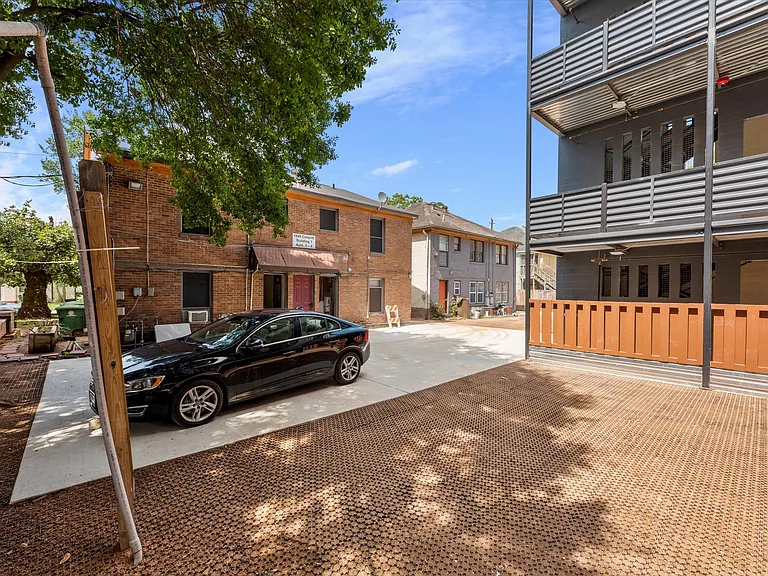 1849 Colquitt St #4 — Photo 3