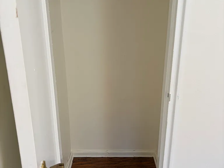 5 Lawrence Dr #C — Photo 8