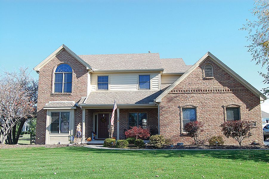1st image of 5827 Sherwood Cir