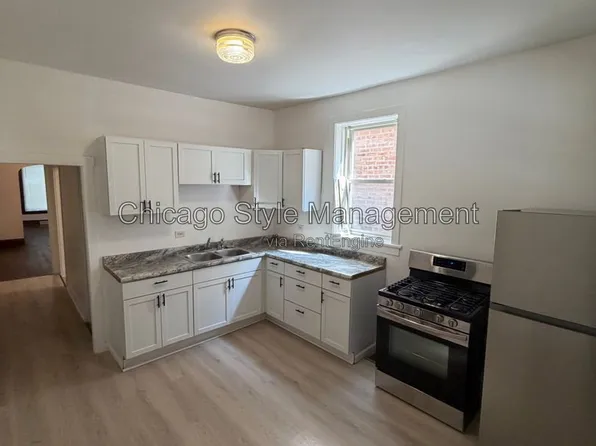 5734 S Loomis Blvd #1, Chicago, IL 60636