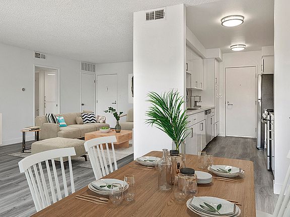 4th image of 5135 Coldwater Canyon Ave APT 209