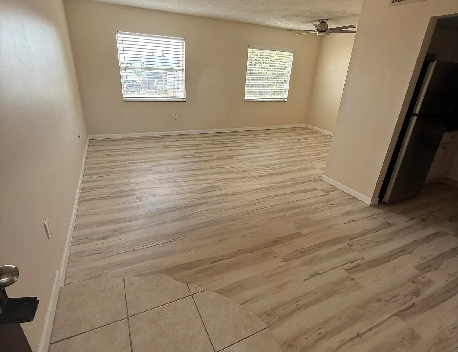 1 bed, 1.0 bath, 650 sqft, $1,300 — Photo 2