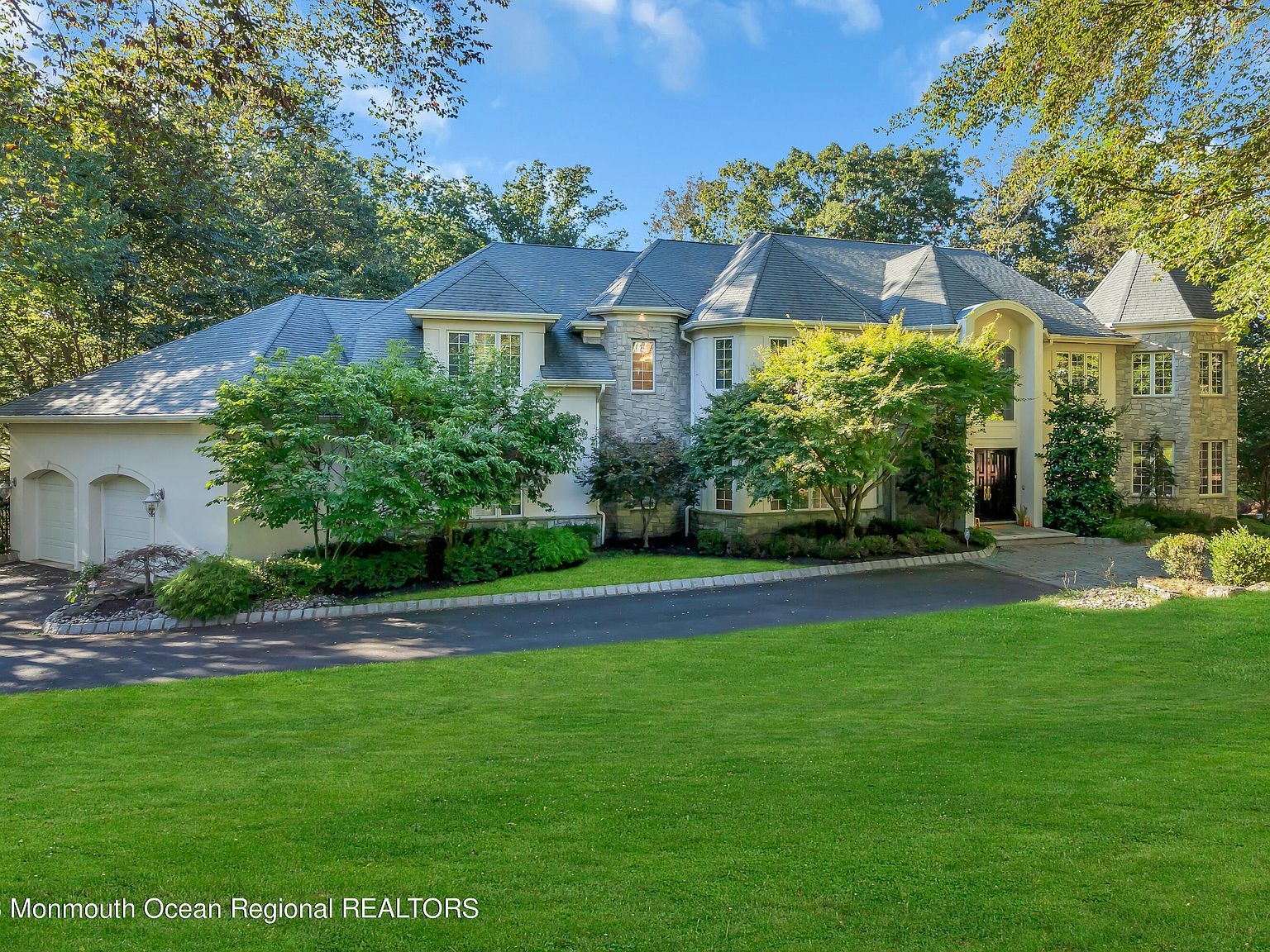8 Round Hill, Holmdel, NJ 07733 | Zillow