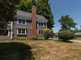 25 Wilson Rd, Kittery, ME 03904