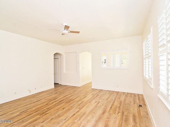 2nd image of 1895 Cambridge Hills Ct